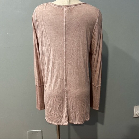 Crosby Washed Pink Scoop Neck Long Sleeve Top Size XL - Picture 3 of 10